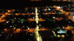 Jardim Monte Mor recebe iluminação de LED em vielas