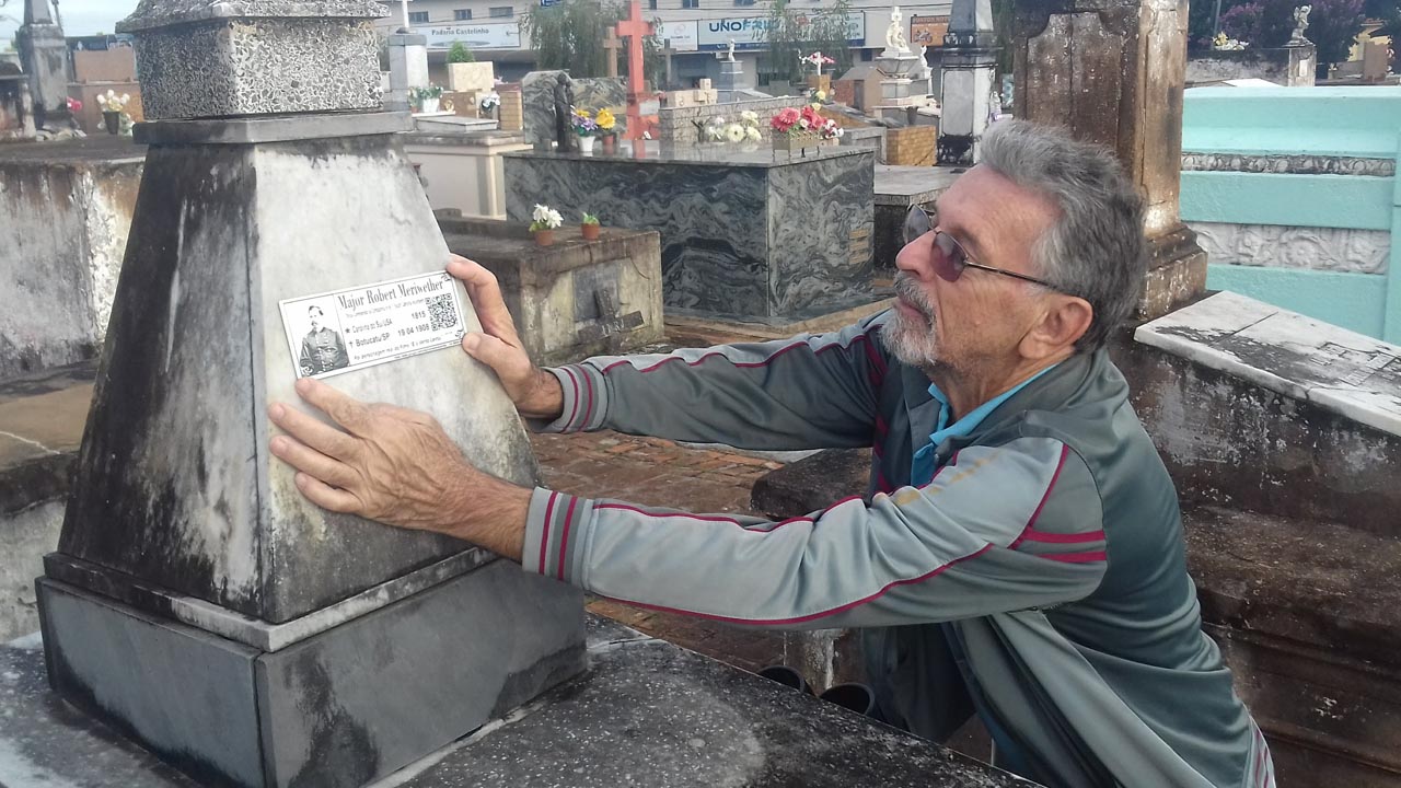 Memorialista que tornar cemitério Portal das Cruzes um grande museu a céu aberto