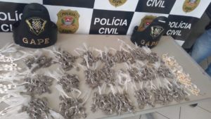 30 mil porções de drogas foram apreendidas em 30 dias nos Predinhos da CDHU