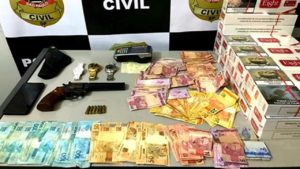 Polícia fecha cassino clandestino em Bauru