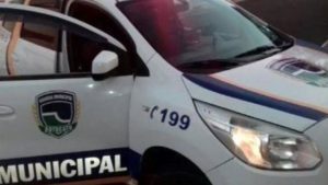 Ela tem 16 anos e traficava na Praça Chinamel, agora está presa