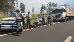 Polícia rodoviária apreende mais de 55 quilos de cocaína em Ourinhos