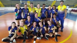 Voleibol feminino de Botucatu é campeão da Liga de Sorocaba