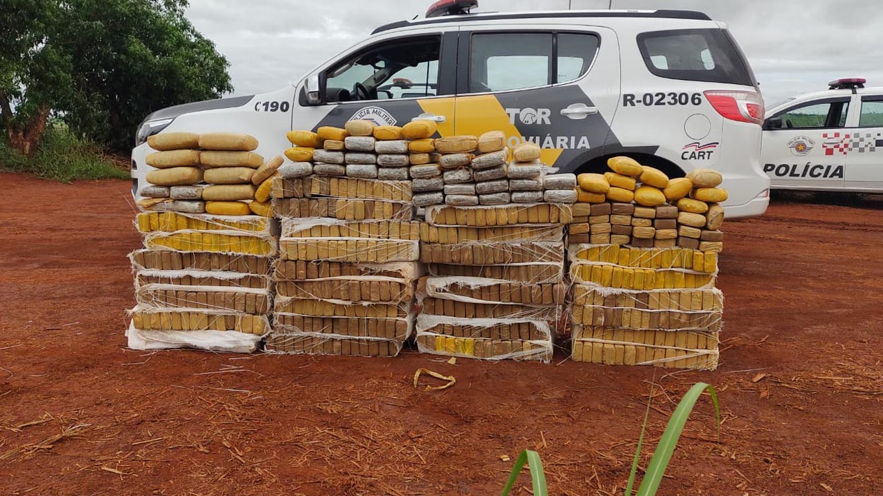 Mais de 400 quilos de maconha são apreendidos em Ourinhos