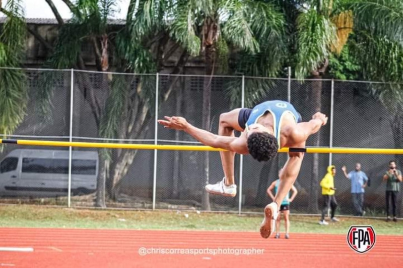 Atleta botucatuense Daniel Ciryaco conquista índice para Troféu Brasil de Decatlo