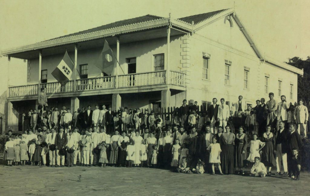 Fazenda Monte Selvagem Botucatu SP Italianos comemorando o dia da Italia Decada de 40