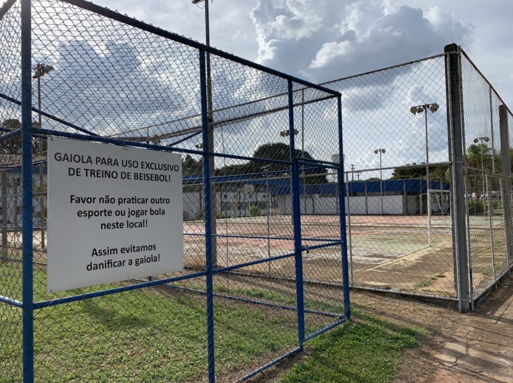 Area esportiva do Campus de Rubiao Junior passara por reforma 1