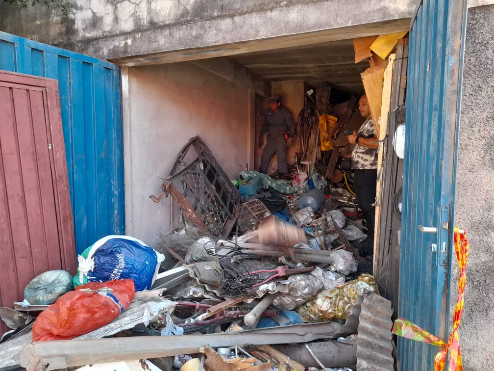 Homem e encontrado morto em meio a entulhos acumulados por 30 anos em Piracicaba 2