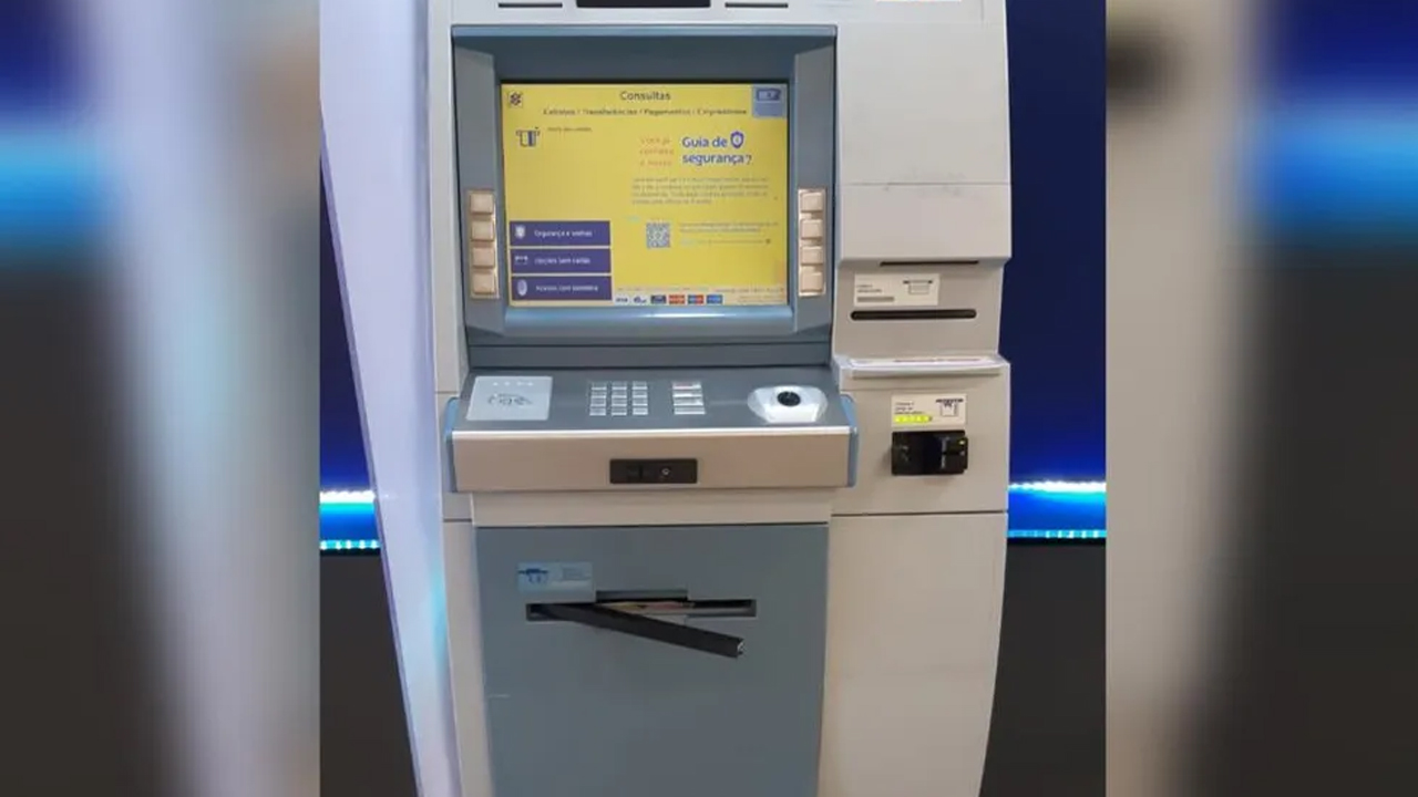 Polícia descobre dispositivos fraudulentos em caixa eletrônico de banco em Sorocaba
