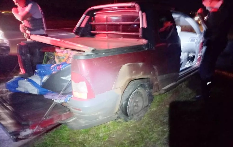 Traficante tenta se esconder na fumaça e é capturado com 442 quilos de maconha em Itatinga