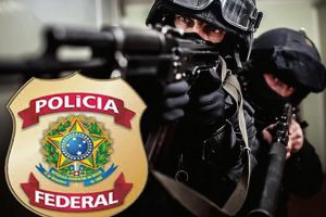Polícia Federal e Receita Federal efetuam ação conjunta no Porto de Santos