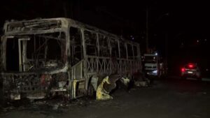 Após fogo em ônibus, posto de saúde em Piracicaba fica sem energia e atendimento suspenso