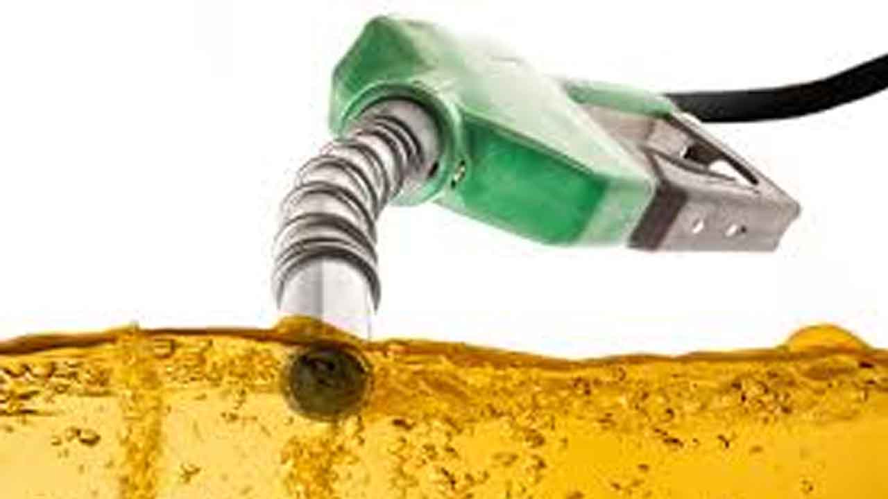 Gasolina e diesel ficam mais baratos hoje