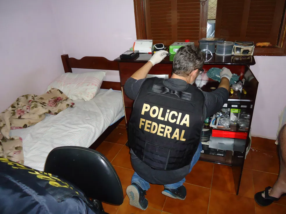 Material com pornografia infantil e apreendido pela Policia Federal em Piracicaba 1