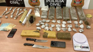 Polícia apreende tijolos de maconha e prende dois por tráfico em Piracicaba