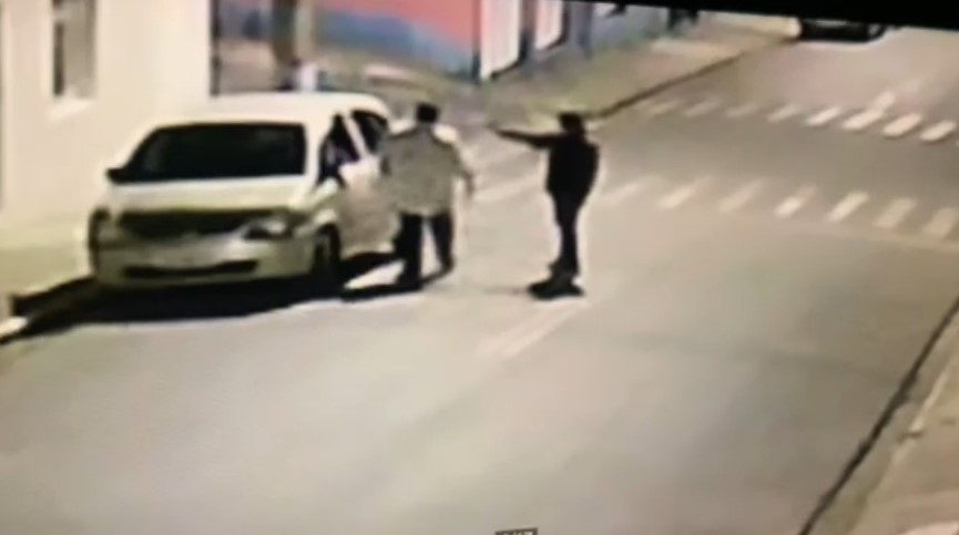 Vídeo mostra momento em que vereador é assassinado em Conchas