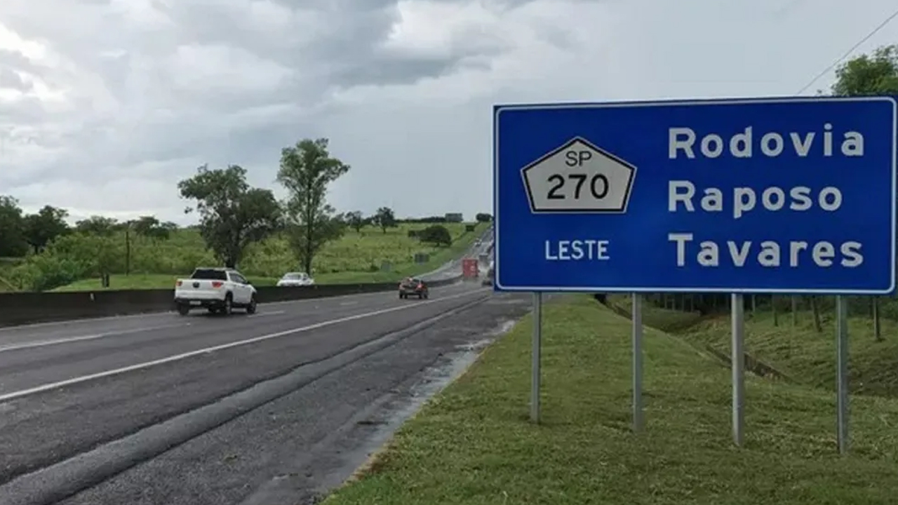 Colisão frontal de caminhões resulta em duas vítimas fatais em Pirajuí