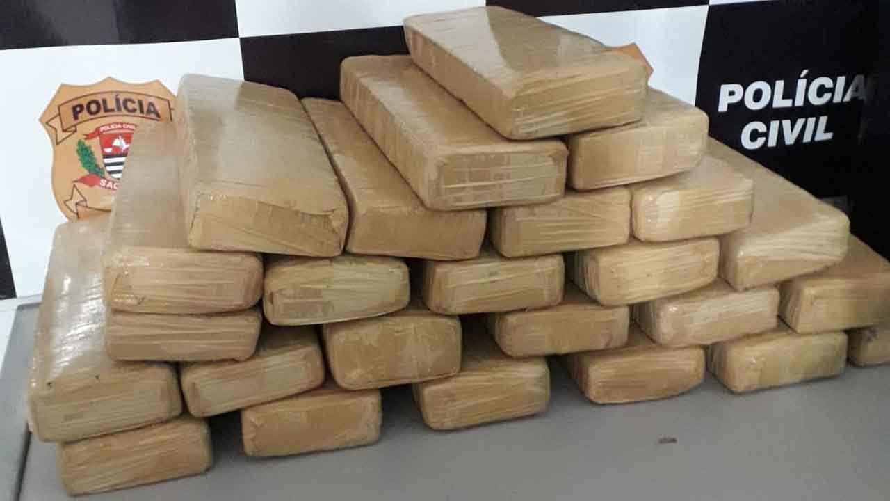 Homem é preso com 21 quilos de maconha em São Manuel