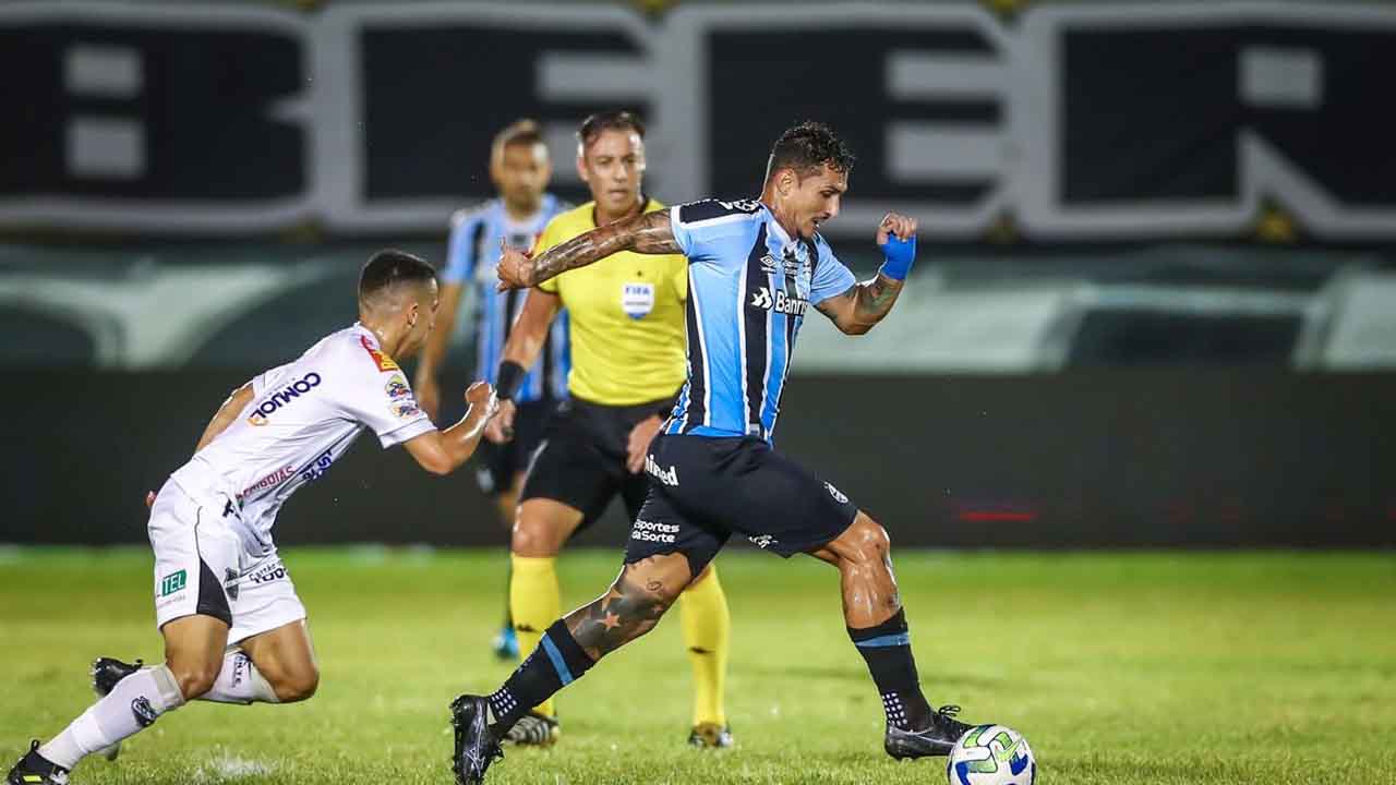 Copa do Brasil: Grêmio supera ABC por 2 a 0 no Frasqueirão