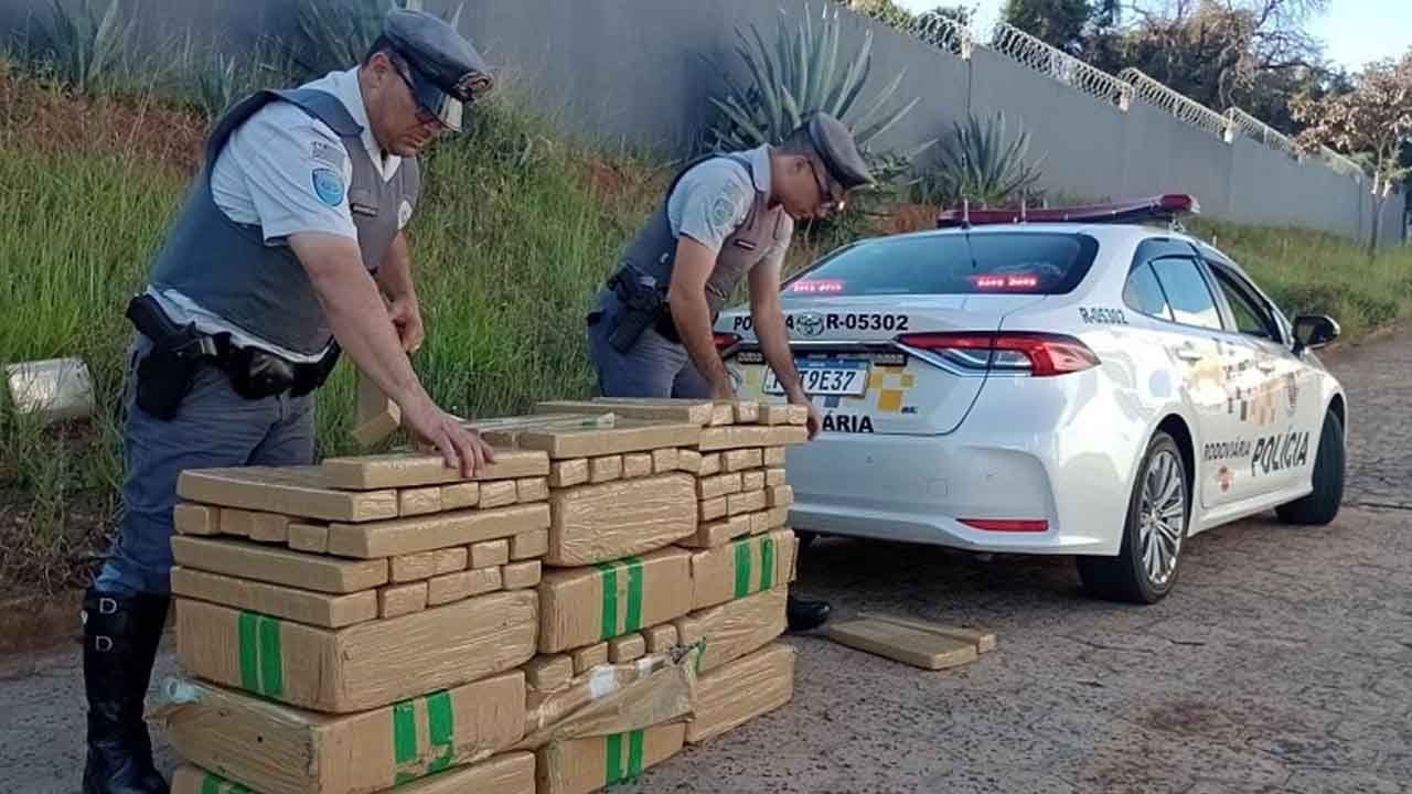 PM Rodoviária prende homem com 324 kg de maconha e quase 4 mil produtos sem nota fiscal em Itatinga