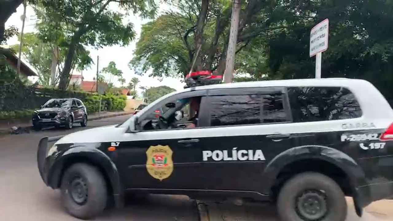 Polícia investiga morte de idosa após ser atacada por cão dentro de casa em Botucatu