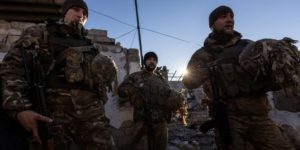 EUA colocam 8,5 mil soldados em alerta em meio a tensões na Ucrânia